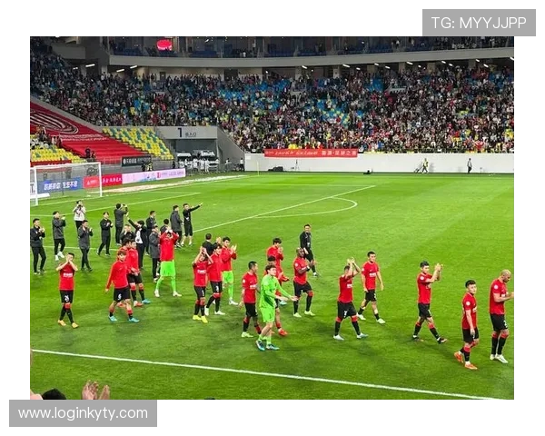 热爱足球的你不可错过的开云足球直播全攻略